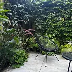B&B Urban Oasis