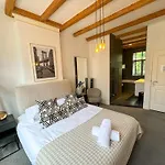 Yourbnb Suites Kerkstraat