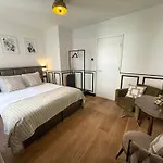 Yourbnb Suites Haarlemmerstraat