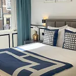 Yourbnb Suites Haarlemmerstraat