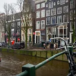 Crown Hotel