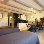 Dok Apartments