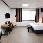 Rooms25