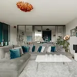 Modern And Cozy Apartment In The Heart Of Amsterdam