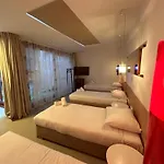 Marnix360Apartments The Mansion Suites
