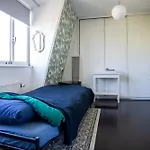 Your Own Floor In Authentic Picturesque Dikehouse