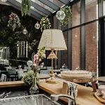 Chasse Hotel Residency