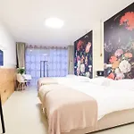 Marnix360Apartments The Mansion Suites
