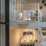 Luxury Flower Market Apartment