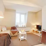 Canal Apartment Jordaan