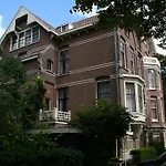 Borgmann Villa Hotel