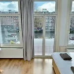 Jordaan View