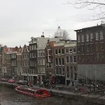 Former Rembrandt workshop two bedroom B&B