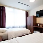 Hotel King\'S Court