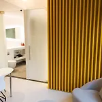 B-Aparthotel City West