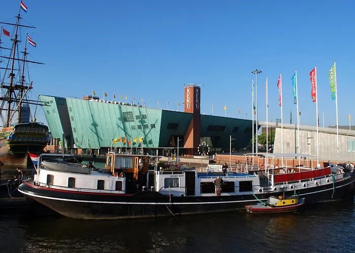 Hotelboot Zwaan