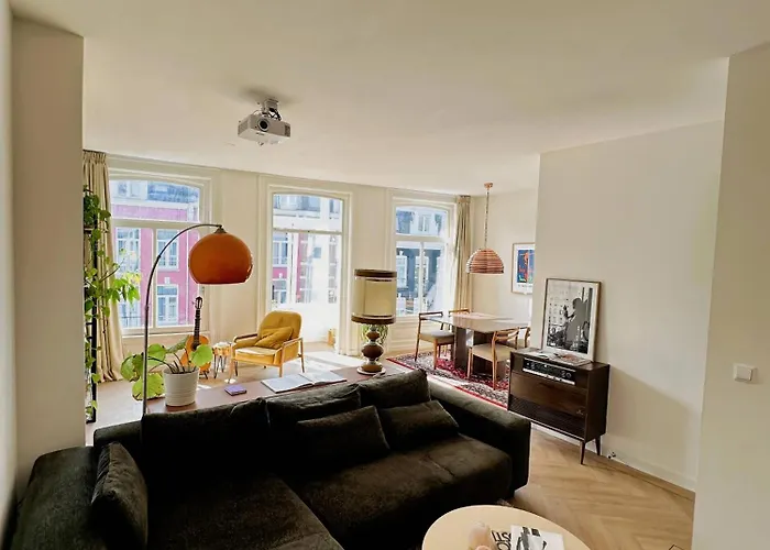 Beautiful Apartment In The Heart Of Amsterdam!