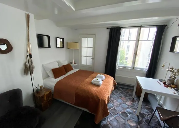 Cozy Studio In The Heart Of Amsterdam