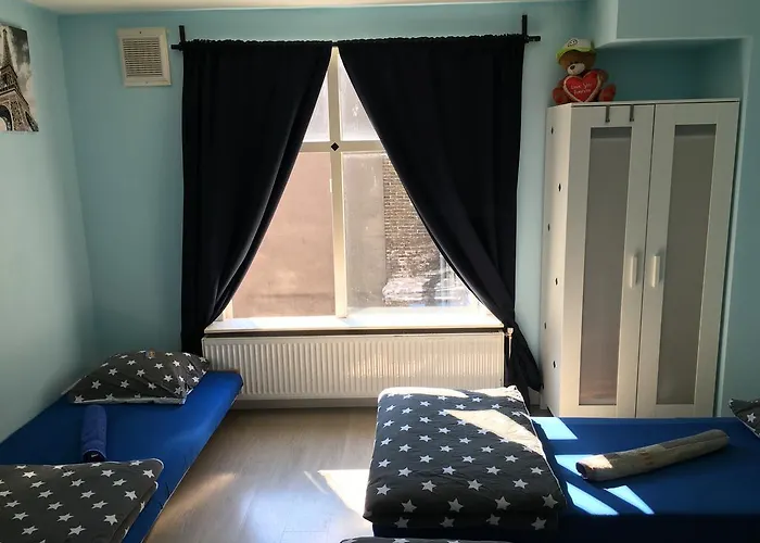 Red Light Bed & Breakfast