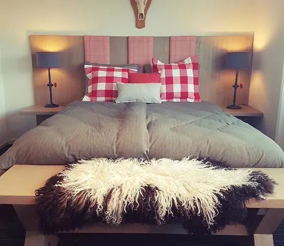 Camelot Room