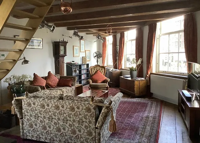 Former Rembrandt workshop two bedroom B&B