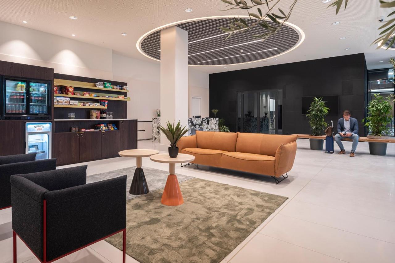 Premier Aparthotel