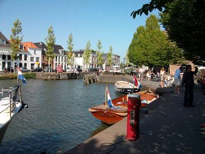 Hotel Gr8 Riverside 3*