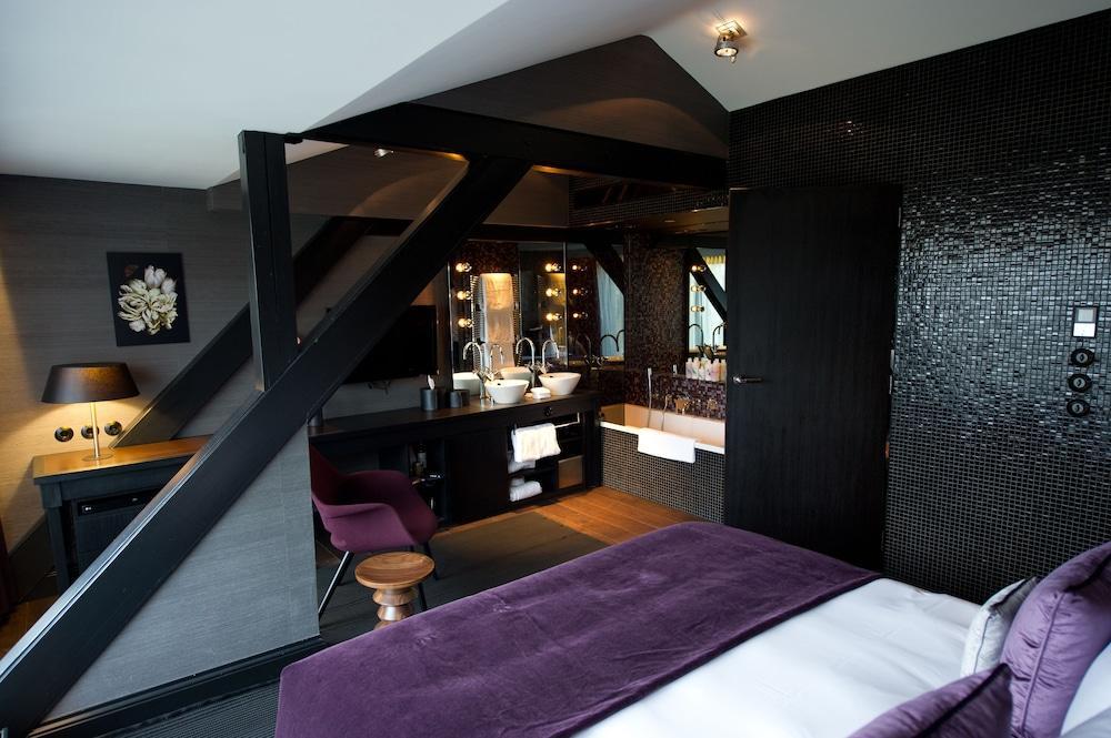 Canal House Hotel 4*