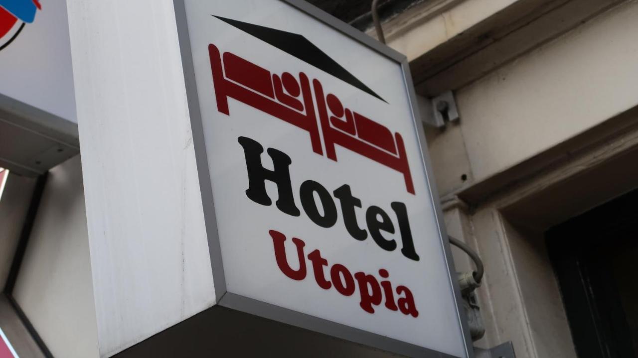 Utopia Hostel *