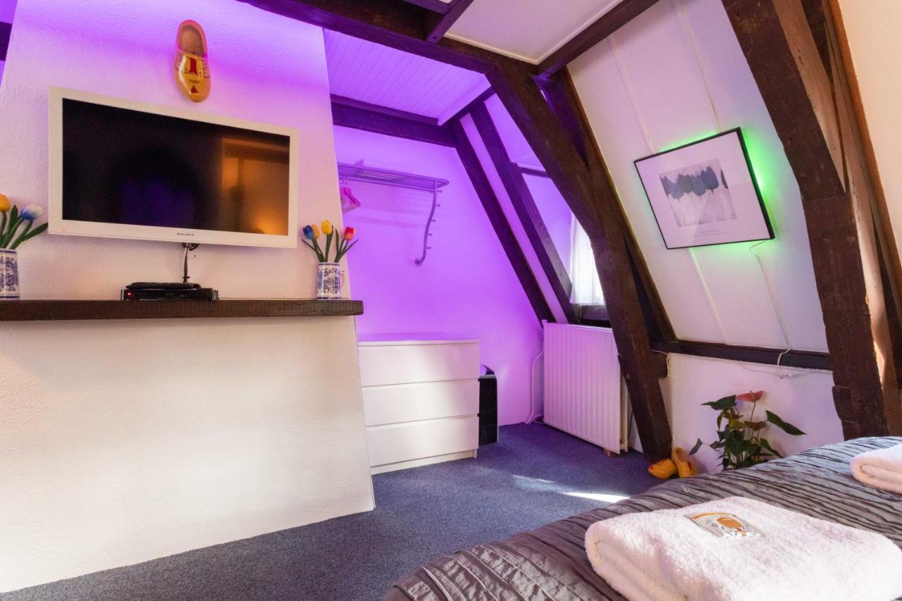 Bed & Breakfast Tulip Of 3*