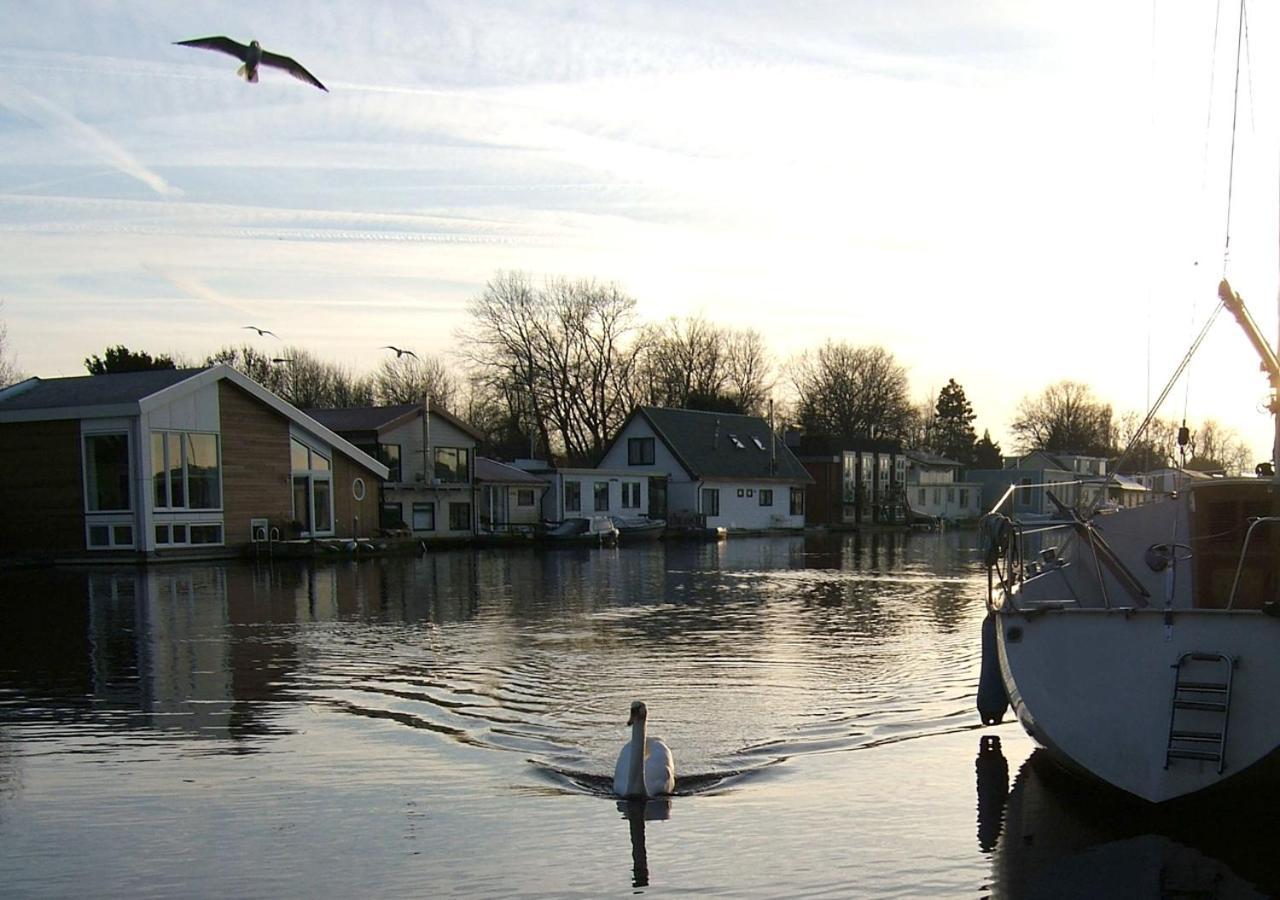 Watervilla-albertje Bed & Breakfast