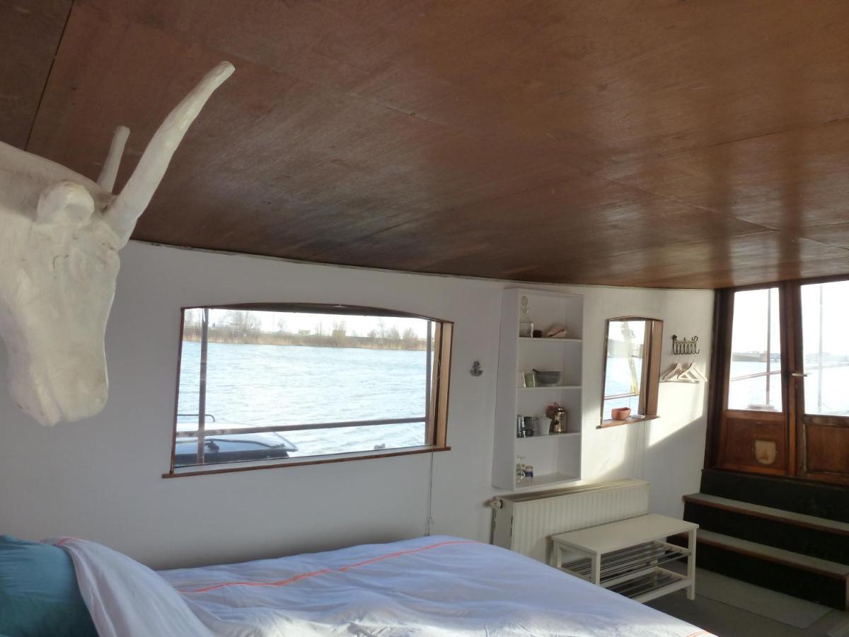 Bed In Boat