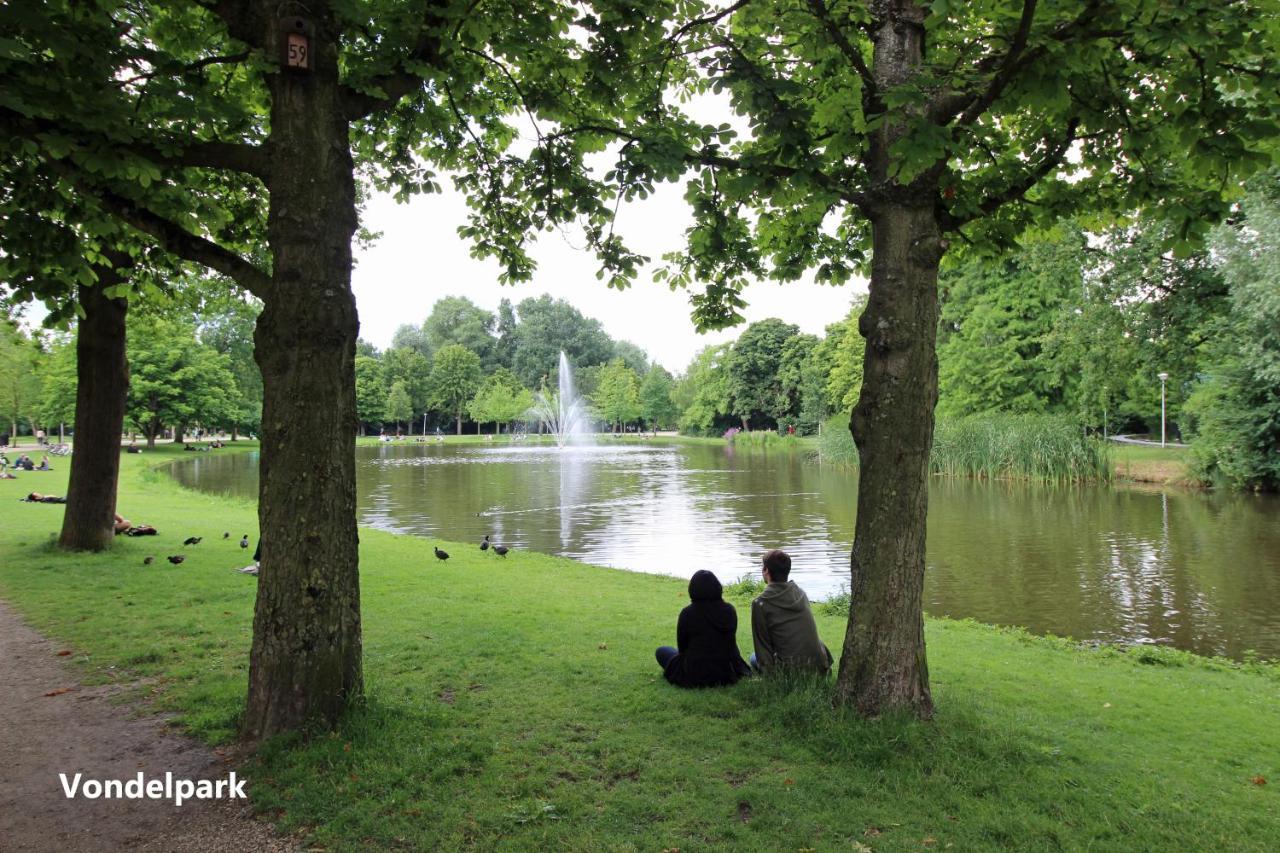 Bed & Breakfast Vondelpark 2*