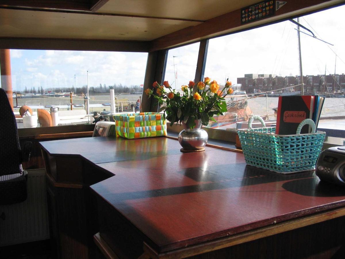 Bed & Breakfast Boat & Breakfast Alhena Amsterdam