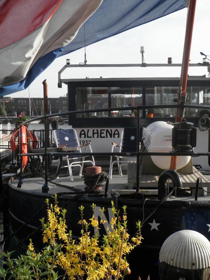 Boat & Breakfast Alhena *