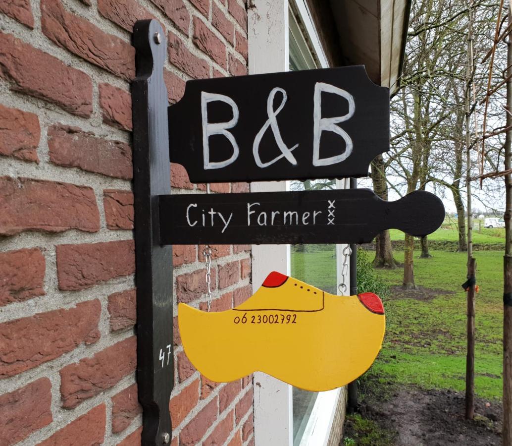 Bed & Breakfast Farmer , Bed, Bike And Breakfast In