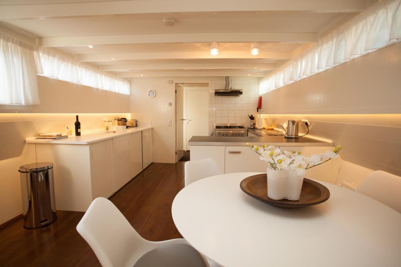 Royal Botel