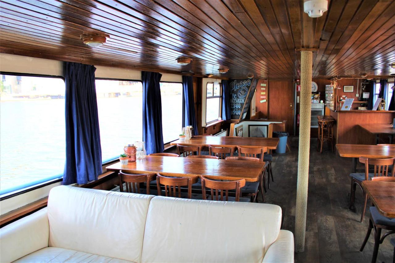 Botel Amicitia 2*