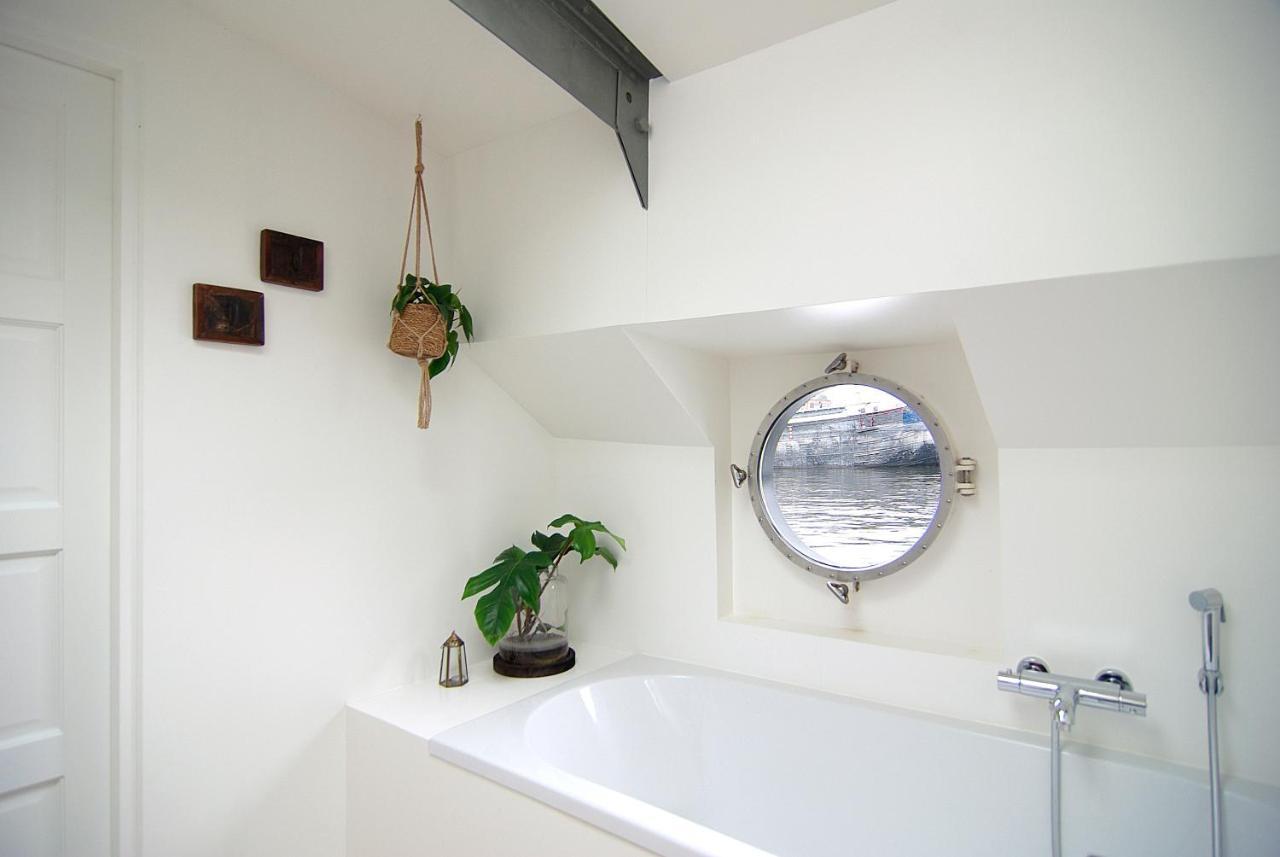 Eco Houseboat Gasthuis Amsterdam