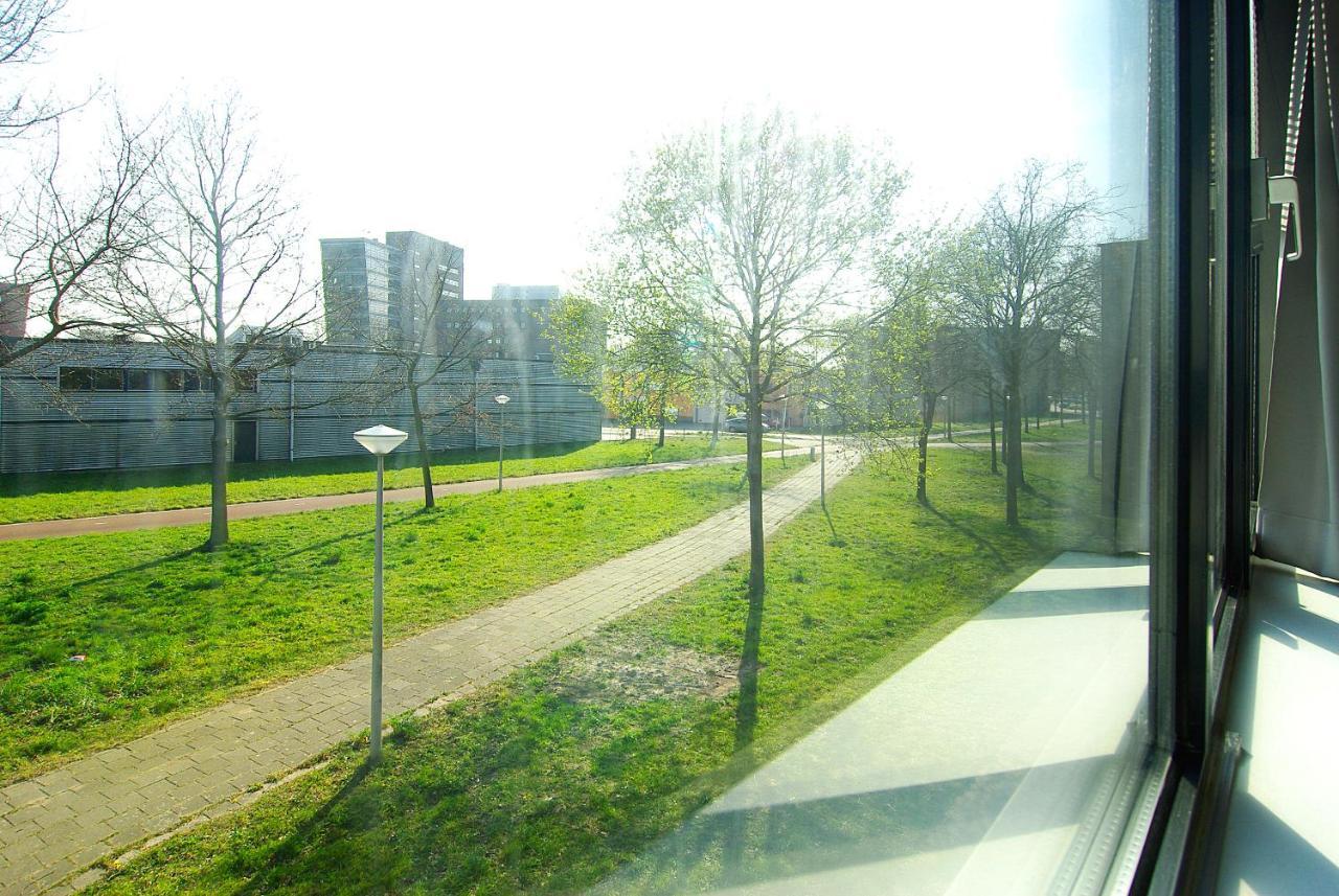 Stunning Close To Amstel River