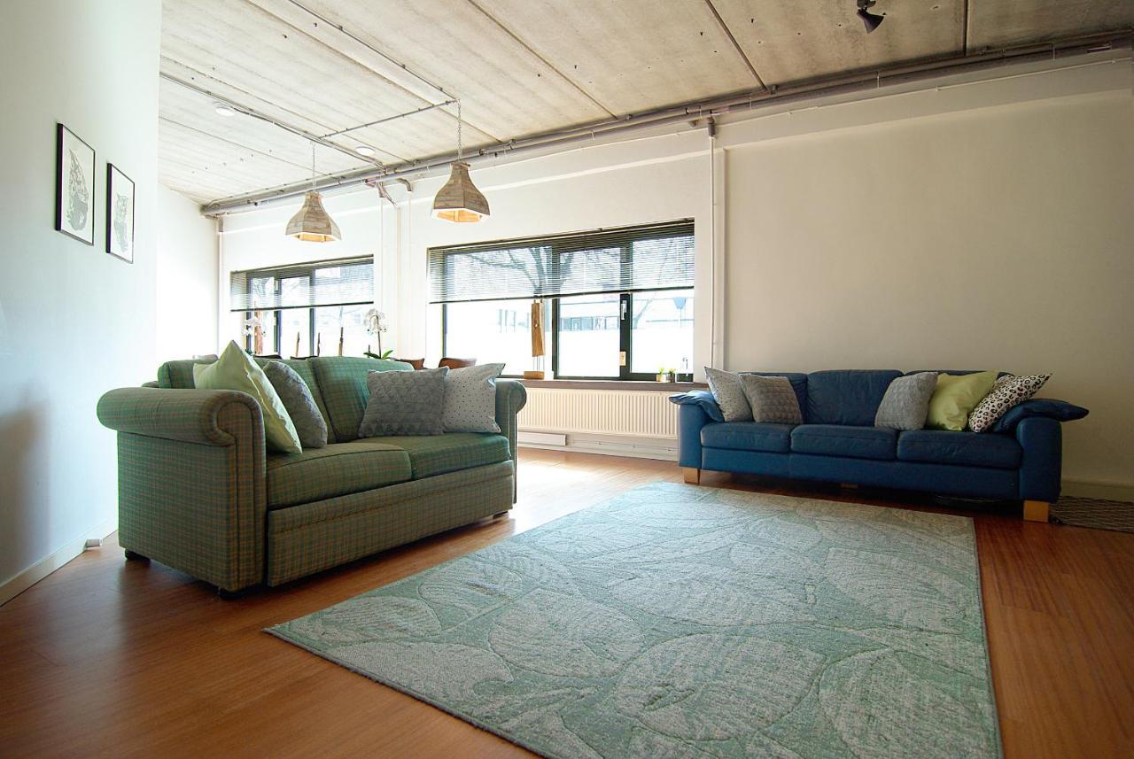 Stunning Close To Amstel River