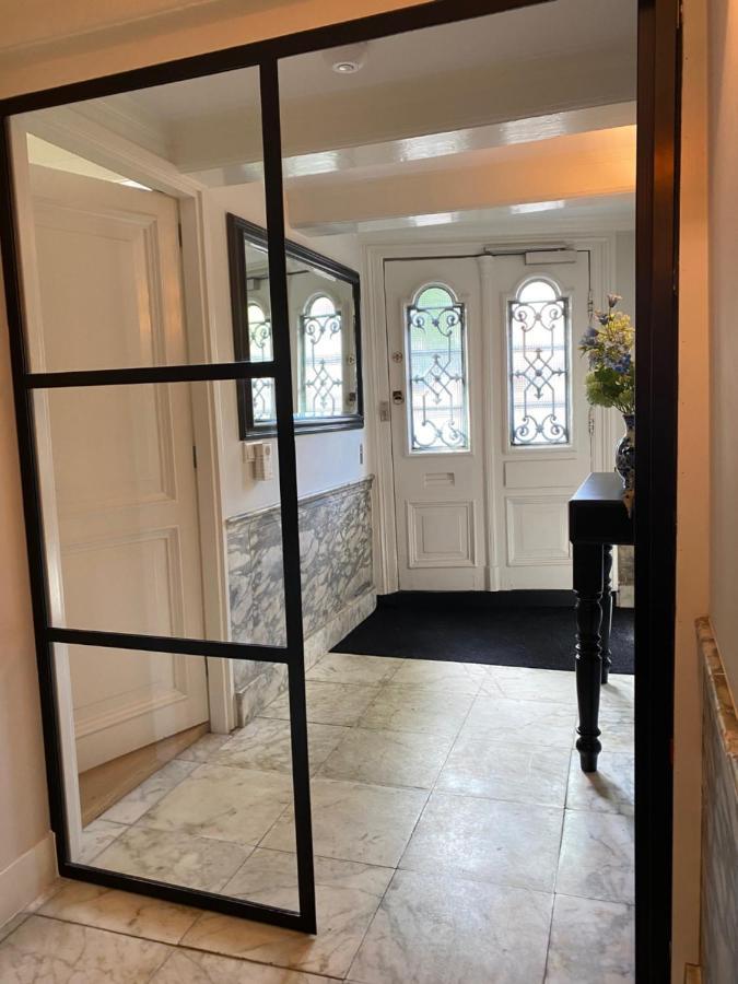 Singel Bed & Breakfast