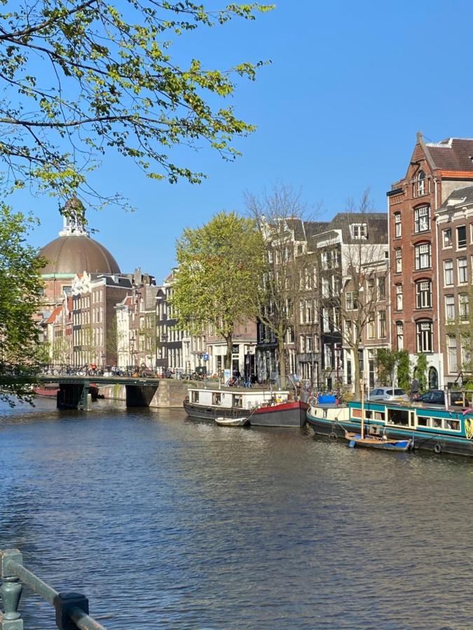 Singel 2* Amsterdam