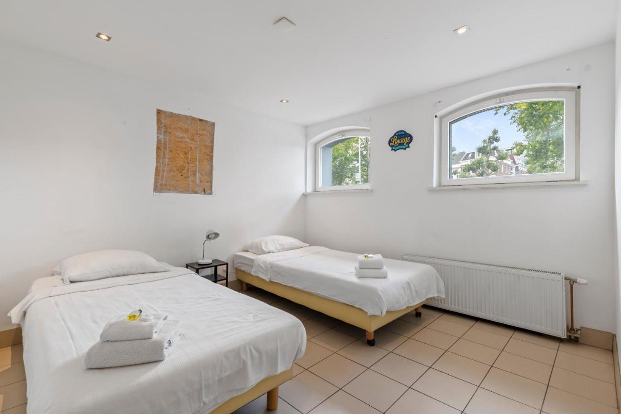 Spacious In Center With Private Patio * Amsterdam