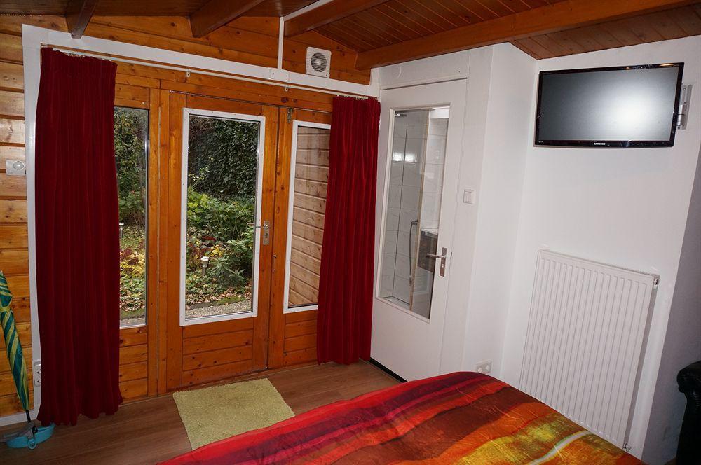 Bed & Breakfast Xaviera's 2*