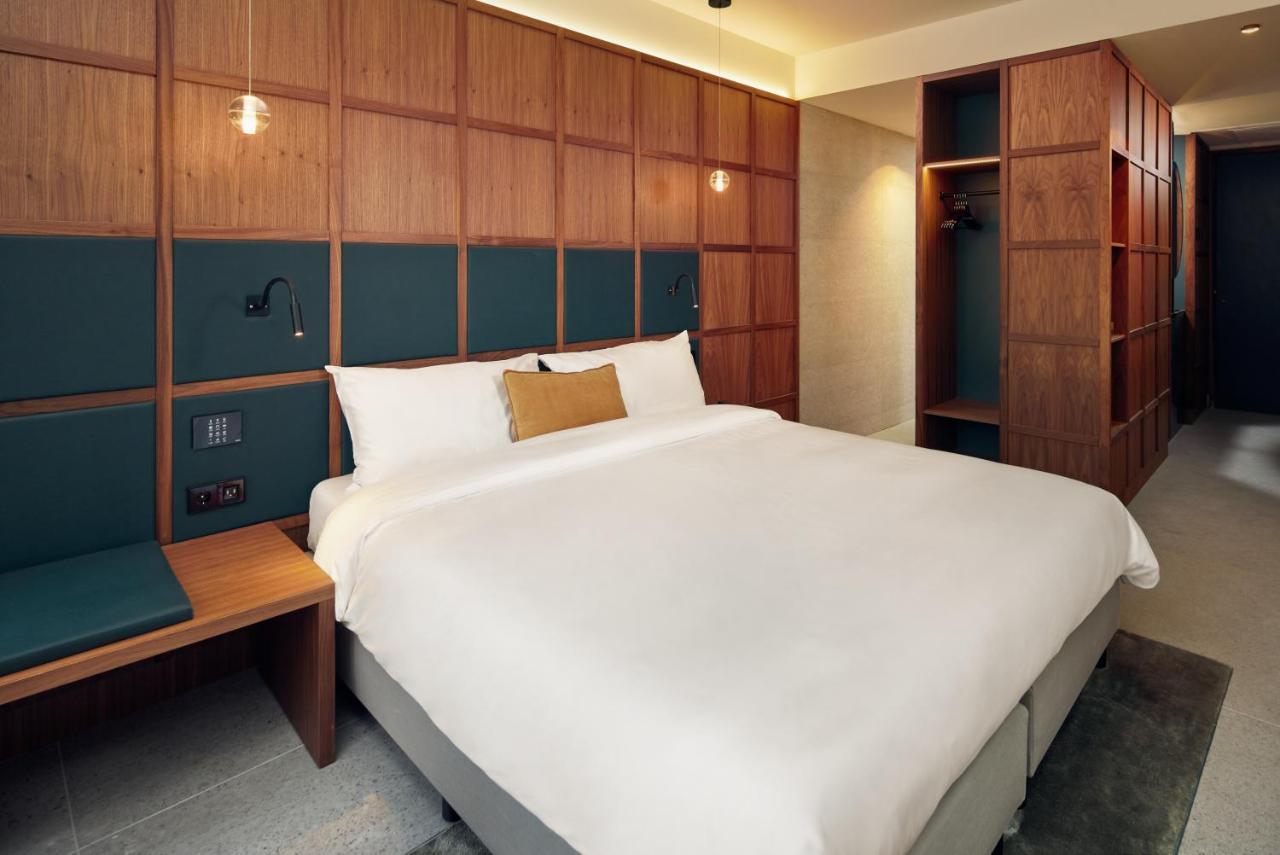 Met Hotel