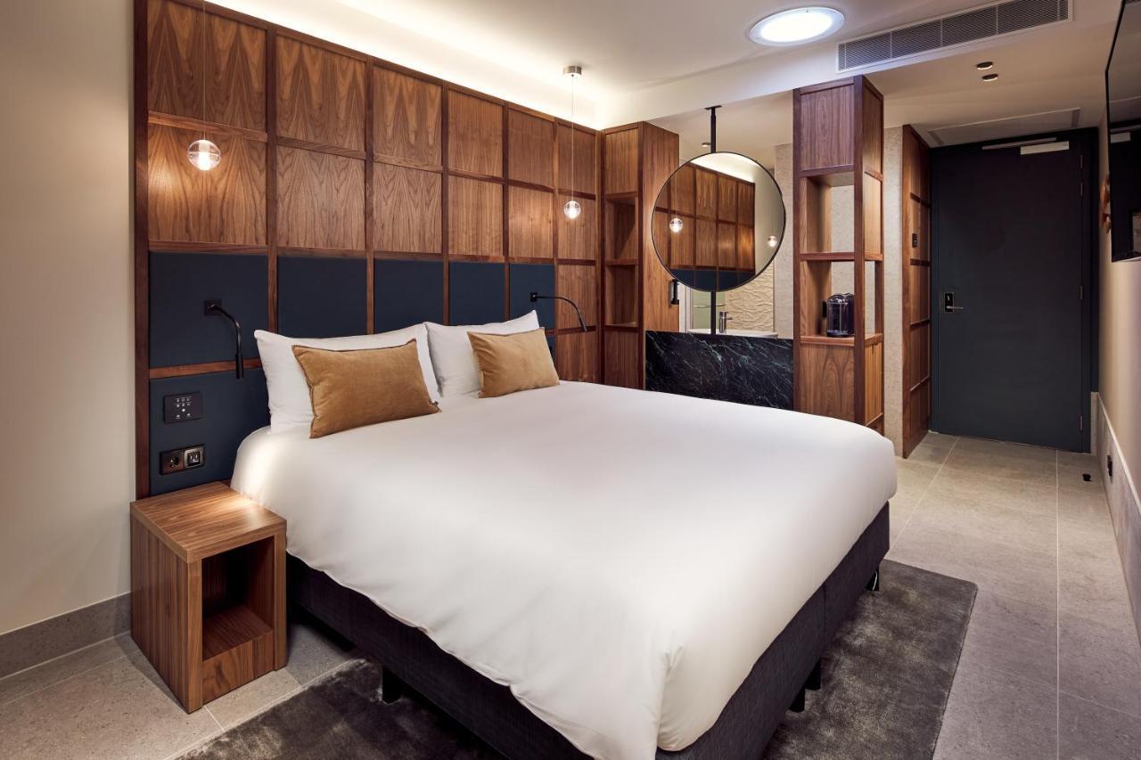 Met Hotel