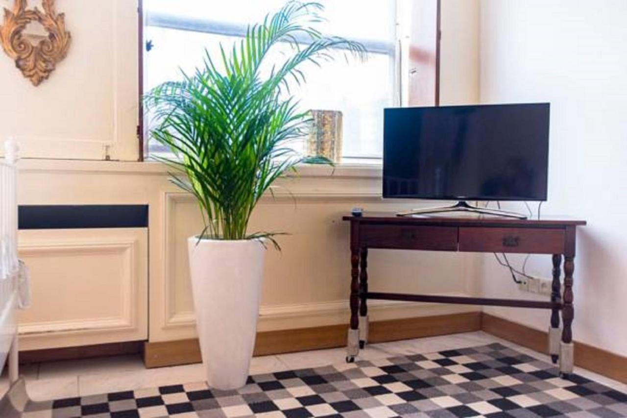 Bed & Breakfast Ground Floor Keizersgracht Studio Canalview Amsterdam