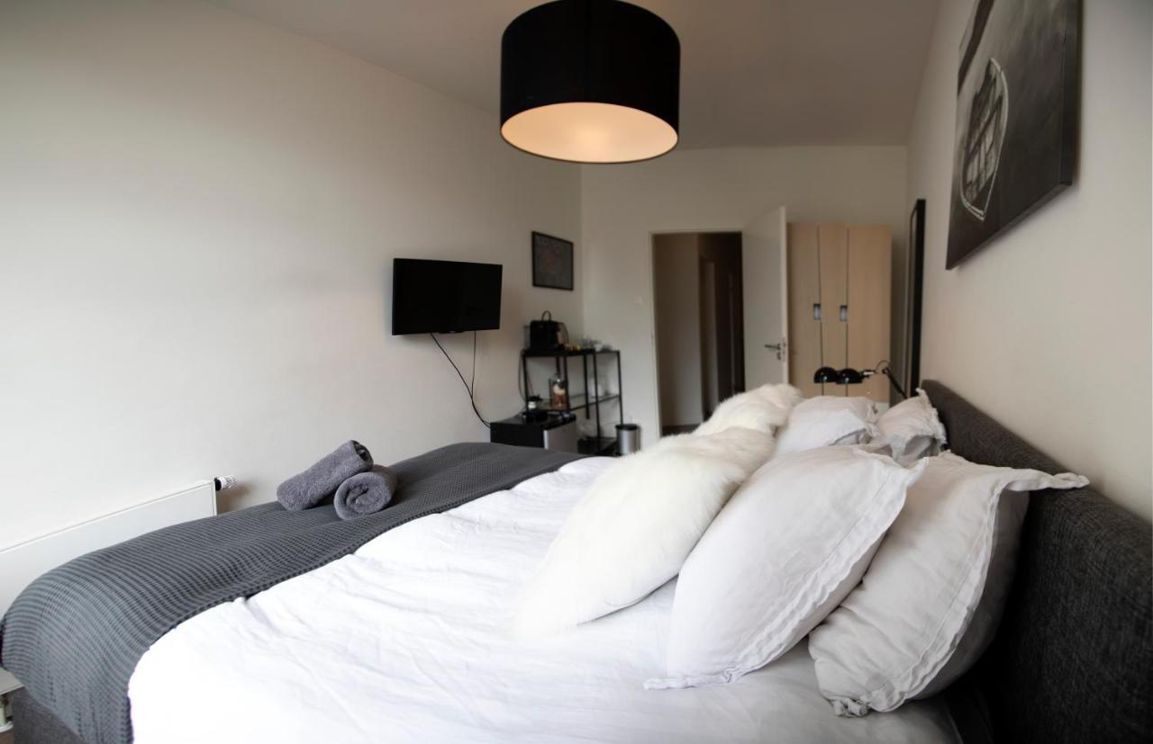 Bed & Breakfast Modern Hideout Ace Location *