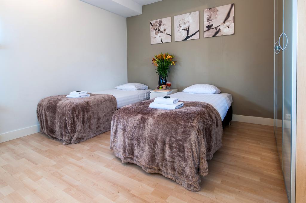 Short Group Congress Centre Serviced *